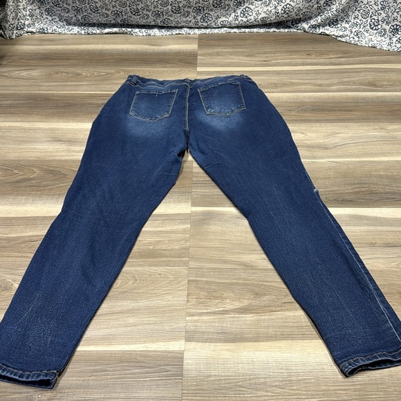 YMI Blue Denim Jeans - Size 16 - Picture 8 of 9